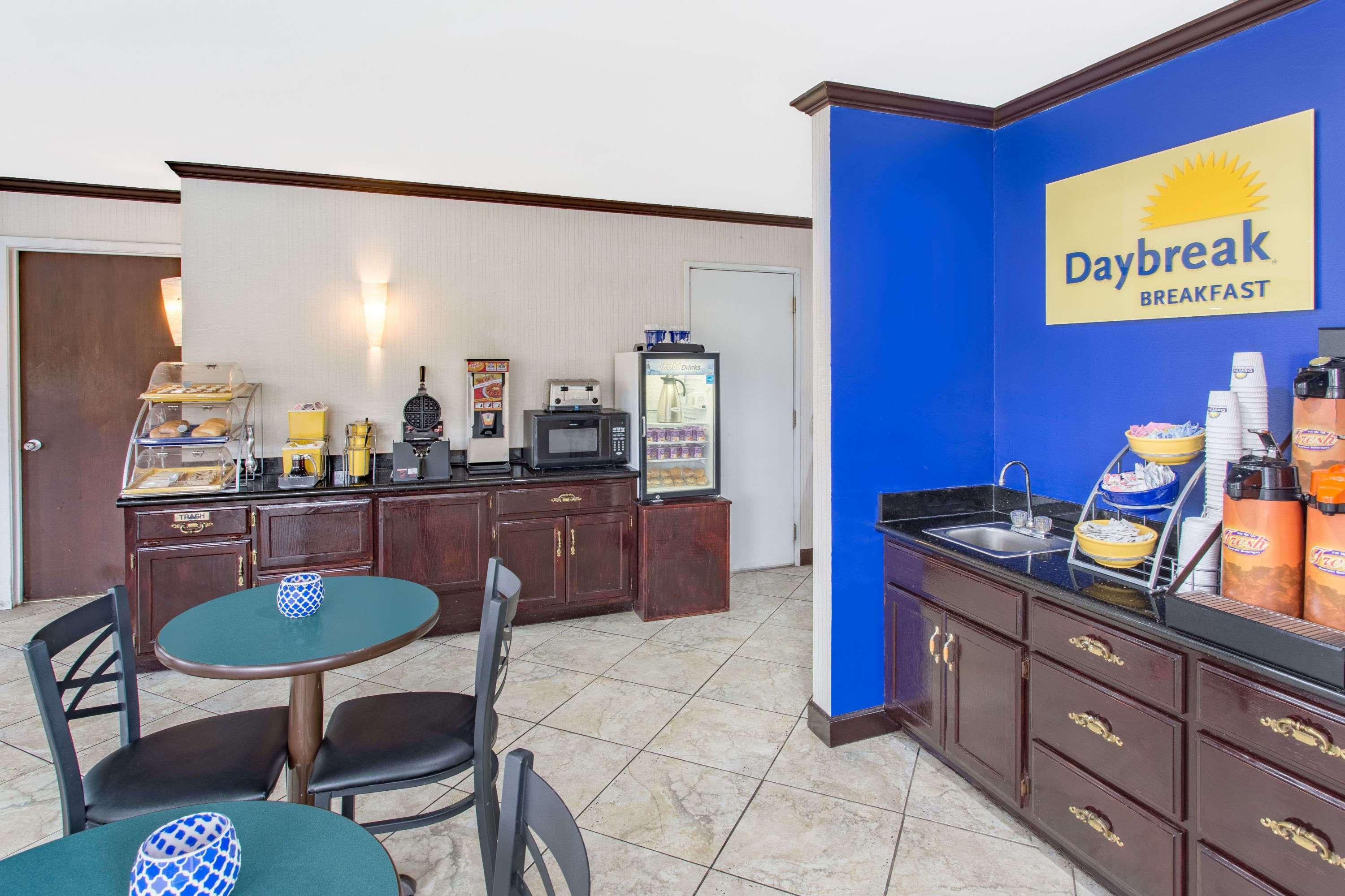 Quality Inn & Suites Monticello Екстер'єр фото