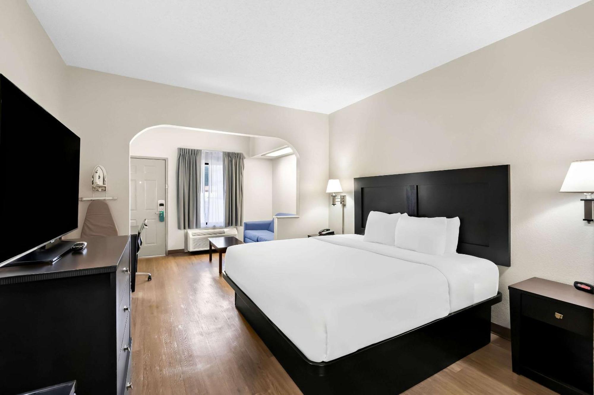 Quality Inn & Suites Monticello Екстер'єр фото