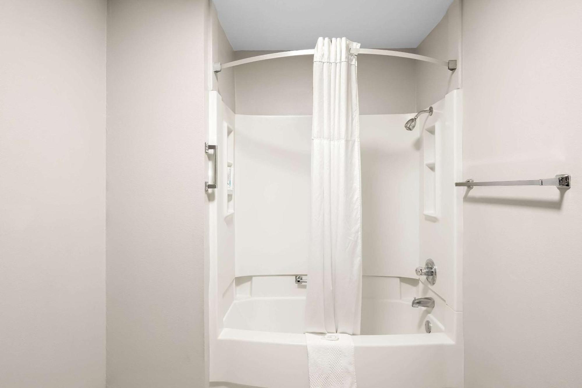 Quality Inn & Suites Monticello Екстер'єр фото